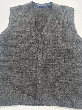 Vintage ClayBrooke Men’s button Up Wool Blend Sweater Vest Size L